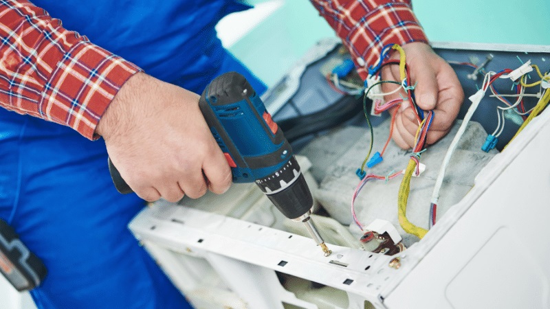 Bayrampaşa Daylux Daylux çamaşır makinesi kart tamiri – Su almama arızası orijinal parça ile giderildi. - Teknik servis örneği